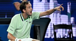 Medvedev poludio u finalu Australian Opena: "Oni su idioti!"
