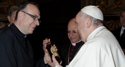 Papa Franjo: Viski je prava sveta vodica