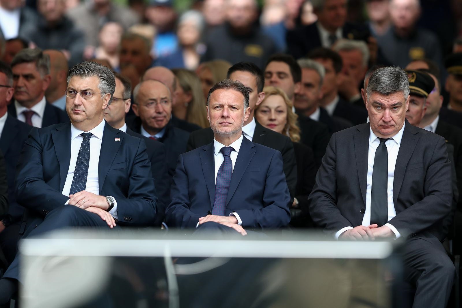 Vlada napala Milanovića
