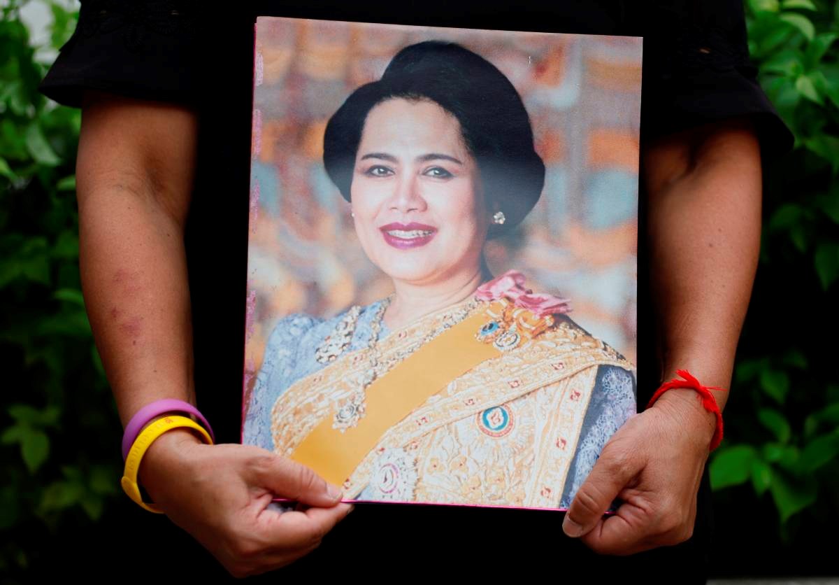 Umrla tajlandska kraljica majka