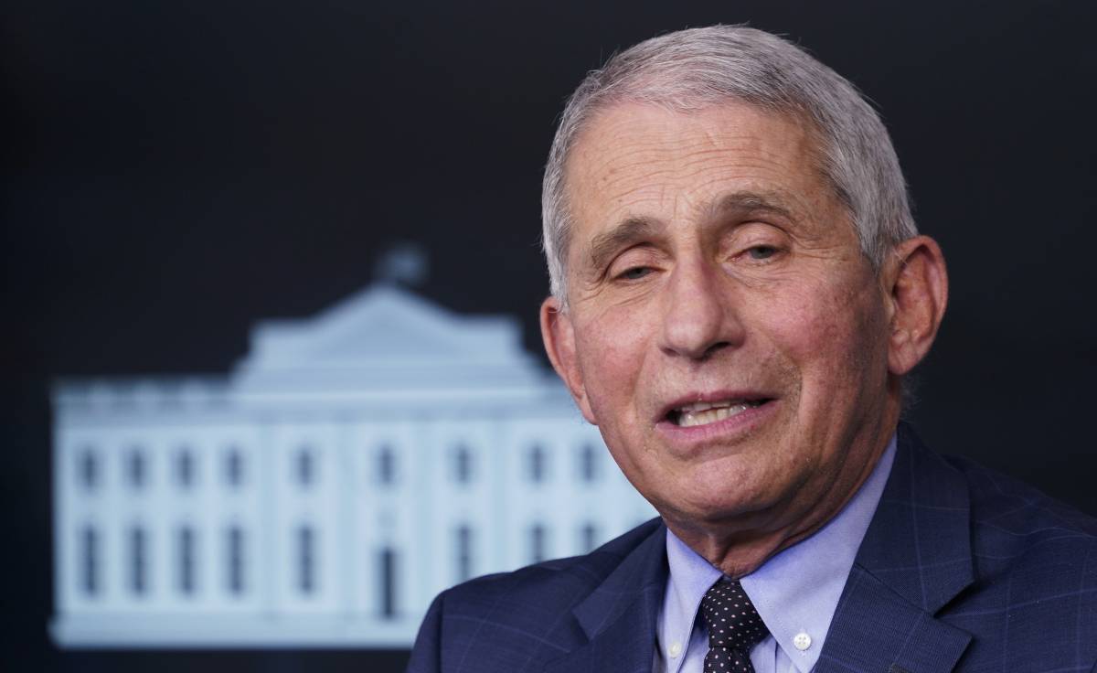 Fauci: Ako se svi cijepe, SAD bi se mogao na ljeto ili jesen vratiti u normalu