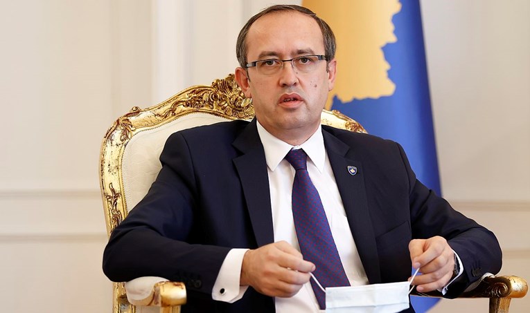 Premijer Kosova objavio da ima koronavirus
