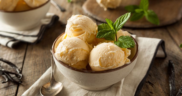 Najjednostavniji recept za domaći sladoled: Osvježavajuća slastica od dva sastojka