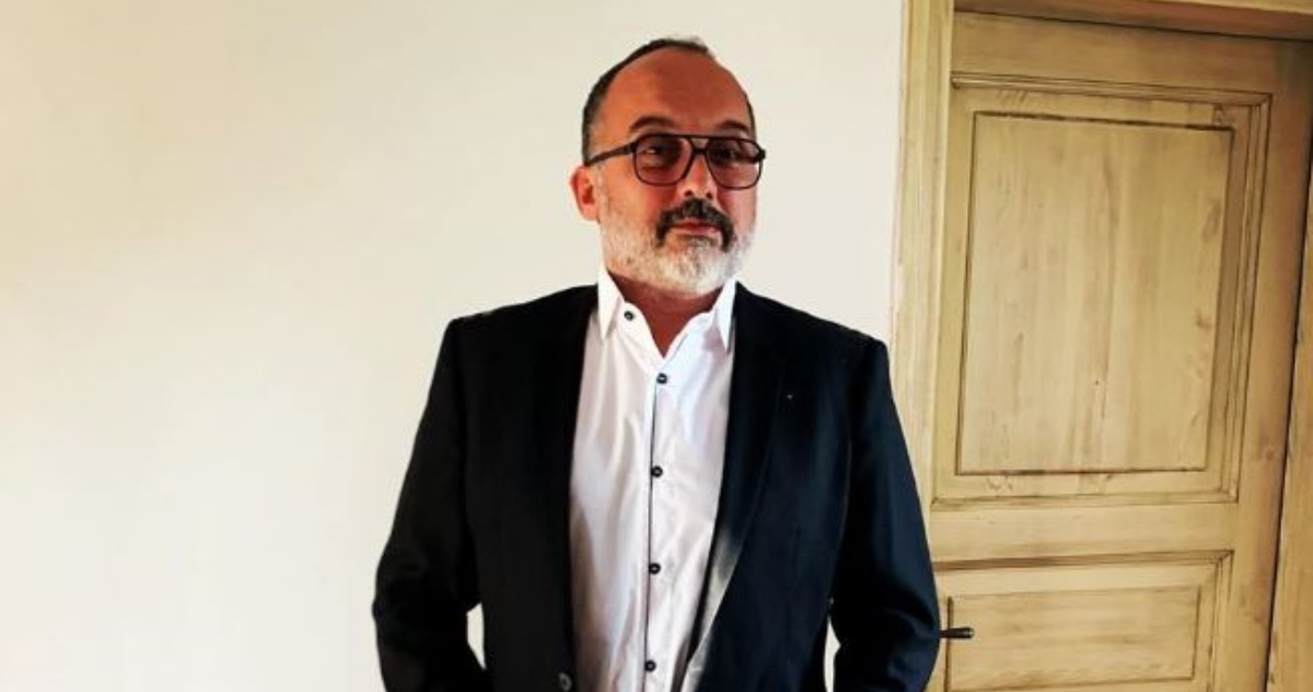 Tony Cetinski nastavlja s nebulozama: Čipiranje će ići pod obavezno
