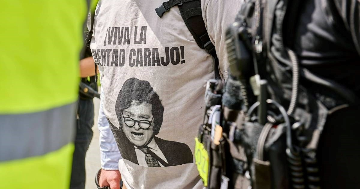 Prosvjedi u Berlinu zbog posjeta predsjednika Argentine, otkazane vojne počasti