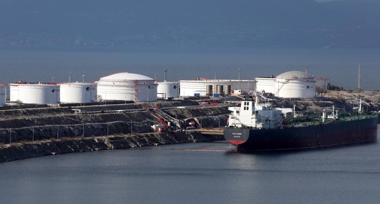 MOL: Hrvatski naftovod nije spreman isporučivati dovoljno nafte Mađarskoj i Slovačkoj