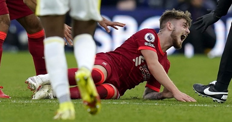 Liverpoolov igrač o startu koji mu je brutalno slomio nogu: Nije za crveni karton