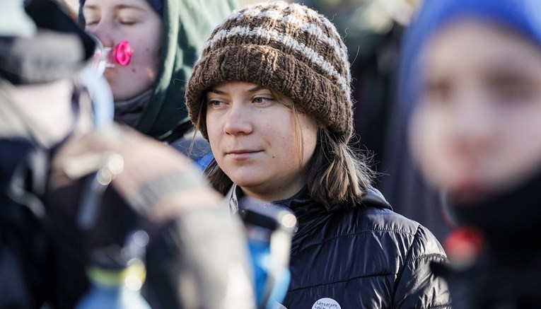 Greta Thunberg u Davosu: Energetska industrija žrtvuje ljude za svoje ciljeve