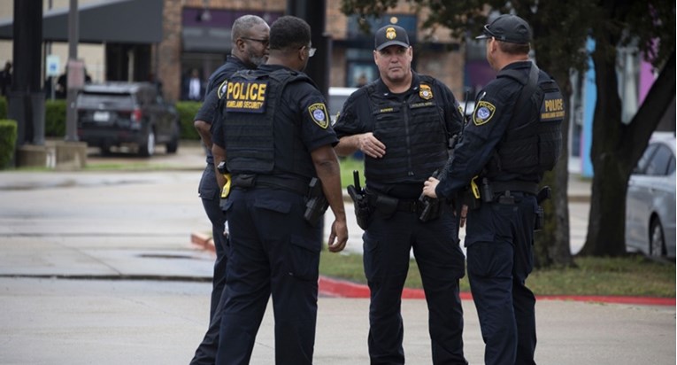 Otac u Teksasu spasio otetu maloljetnu kćer. Pronašao je putem mobilnog signala