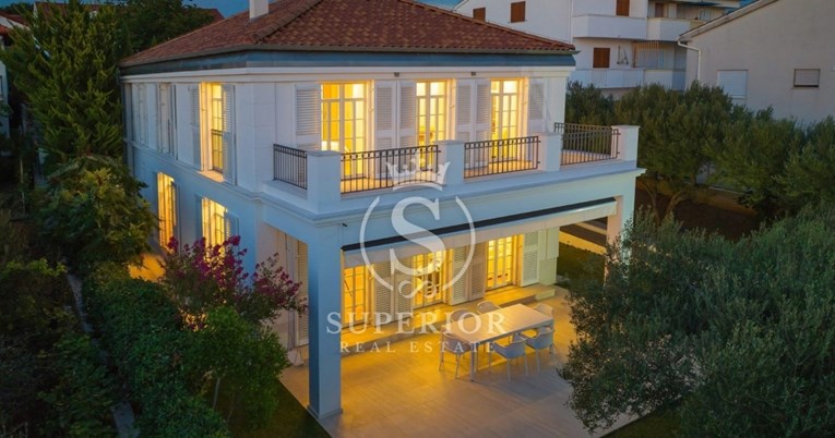 Košta 2.450.000 €: Luksuzna vila u Zadru privlači pažnju svojim izgledom