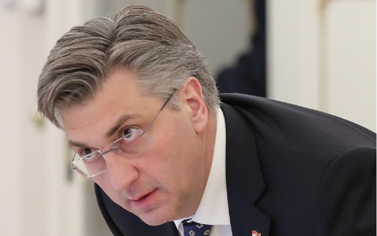 Premijer Plenković večeras se obraća javnosti