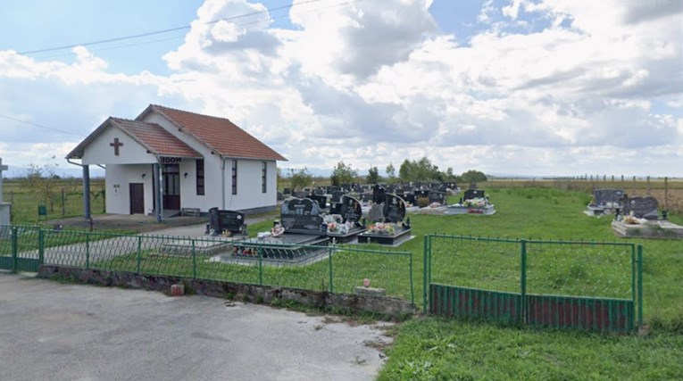 Dvoje Hrvata i Mađar krali s groblja kod Orahovice