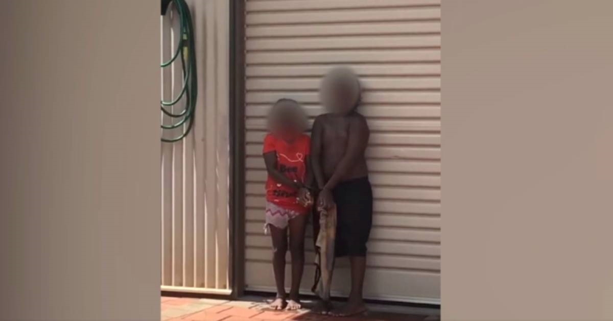 UZNEMIRUJUĆE Curica i dječak u Australiji plivali u tuđem bazenu. Muškarac ih vezao