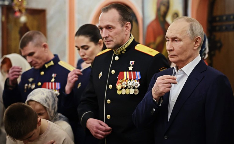 Ruski neovisni medij: Putin je pravoslavni Božić proslavio u tajnoj vojnoj bazi