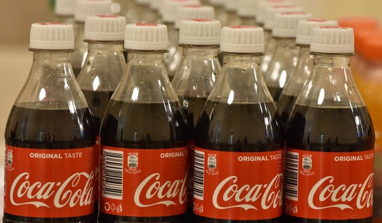 Trgovački lanci povukli Coca-Colu od 0.5l, neki uklanjaju sva pića od Coca-Cole