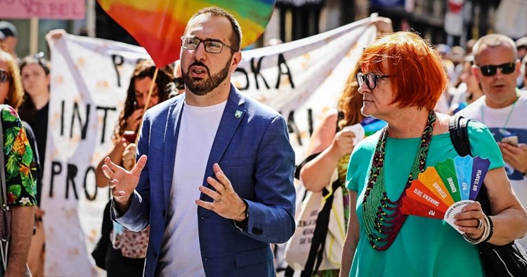 Tomašević: Najoštrije osuđujem homofobno nasilje i napade nakon Povorke ponosa