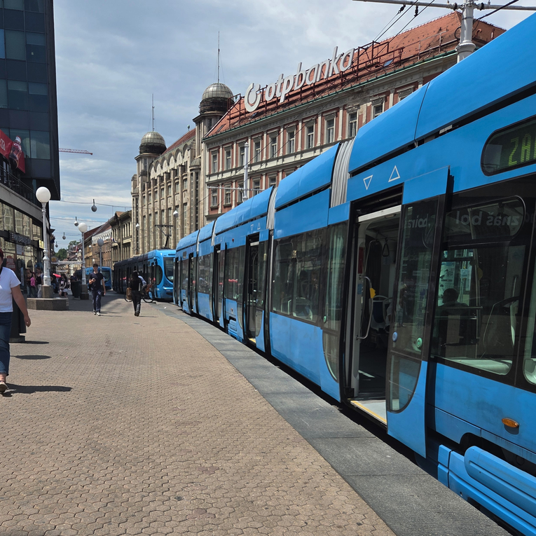 Opet zastoj u tramvajskom prometu u centru Zagreba