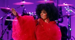 Glazbene zvijezde pjevale na platinastom koncertu, Diana Ross poslala poruku kraljici