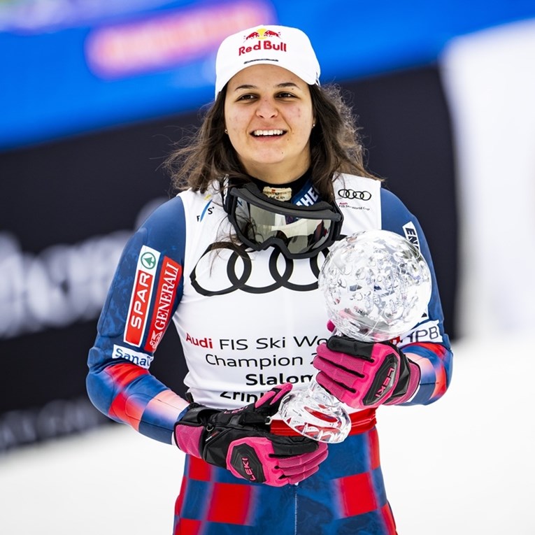 ANKETA Treba li Grad Zagreb napraviti doček za Zrinku Ljutić?