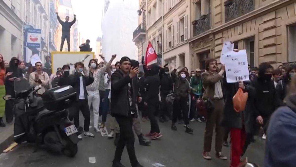Izbori u Francuskoj: Sorbonu zauzeli studenti, evakuirano sveučilište