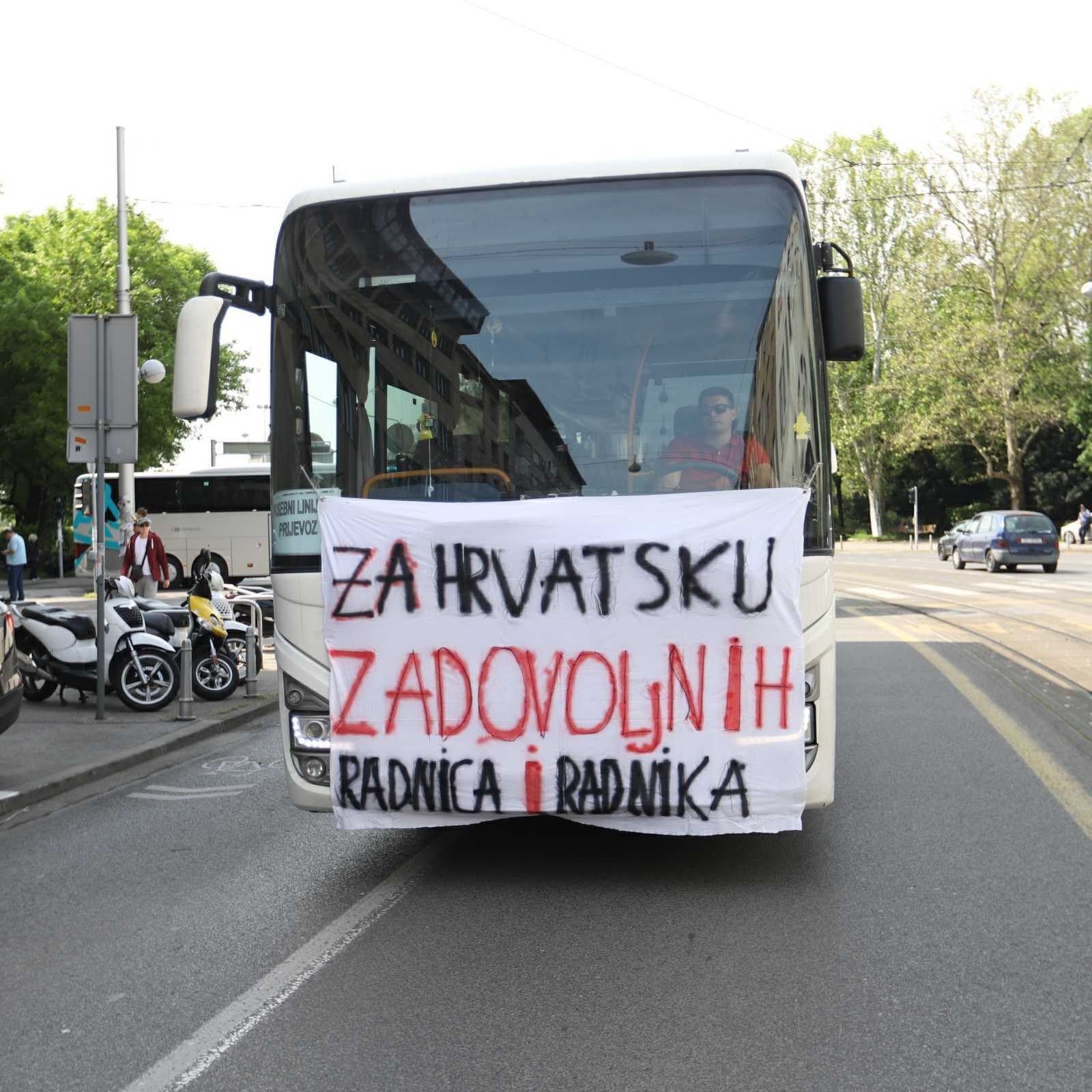 VIDEO Prosvjedni marš u Zagrebu: "Radnici više ne žele raditi za male plaće"