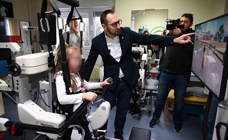 Zagreb dao pola milijuna eura za rehabilitacijski robot, važan je za bolesnu djecu