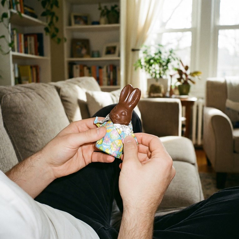 Što znači bijeli sloj na čokoladi i je li siguran za jelo?