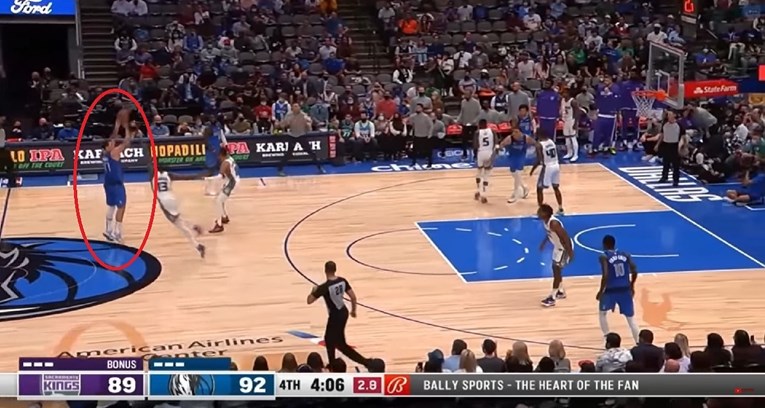 Pogledajte spektakularnu tricu Luke Dončića u pobjedi Dallasa nad Kingsima
