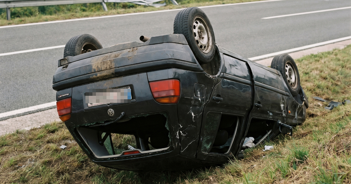 Vozila po A1 bez dozvole. Udarila u ogradu pa se izokretala, teško je ozlijeđena