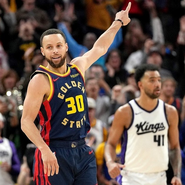 VIDEO Trenutak za povijest u NBA ligi. Curry digao cijelu dvoranu na noge