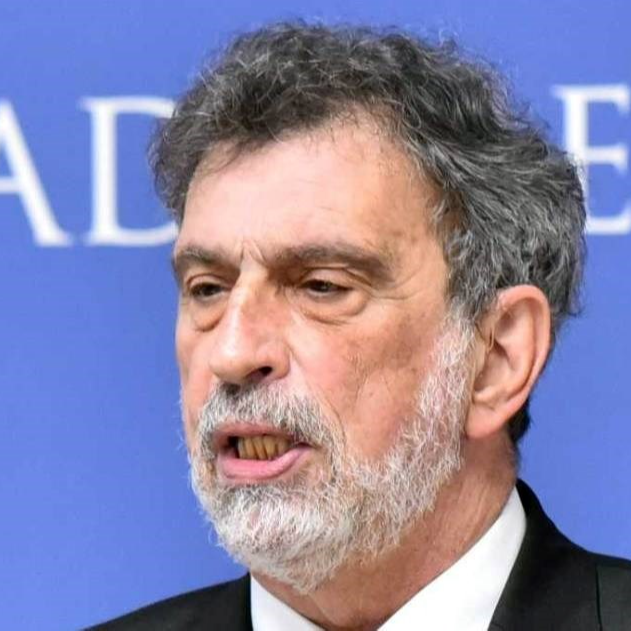 VIDEO Fuchs: Svi učenici od 5. razreda nadalje morat će nositi maske na nastavi