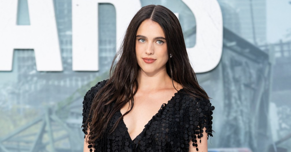 Chanel predstavio sandale bez potplata, a Margaret Qualley već ih nosi