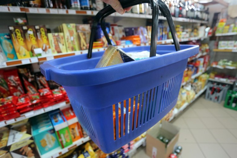 DZS: Potrošnja u maloprodaji prošle godine porasla više od 12 posto