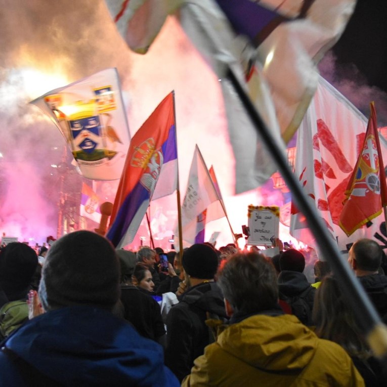 VIDEO Počeo novi masovni prosvjed u Srbiji, veliki broj studenata došao u Niš