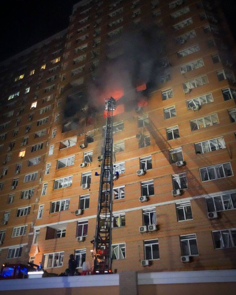Dron pogodio neboder u Odesi. Poginuo bračni par