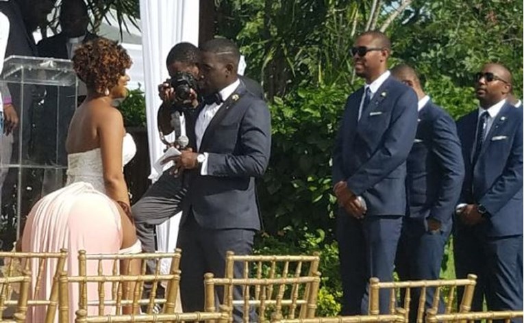 Fotka s vjenčanja postala hit zbog "nepristojne" optičke iluzije, vidite li je?