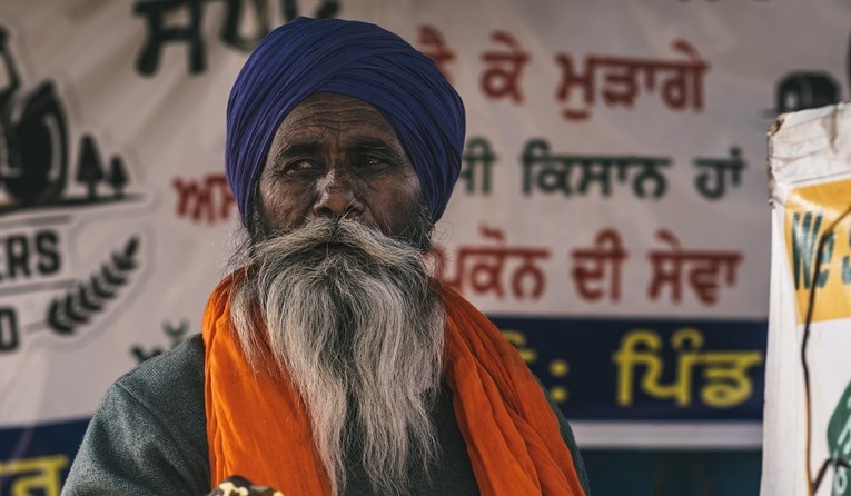 Indijac (100) bez mirovine jer vlasti misle da je umro: "Uzalud dokazujem da sam živ"