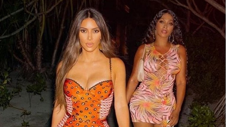 Fanovi na tijelu Kim Kardashian primijetili detalj koji ona uporno demantira