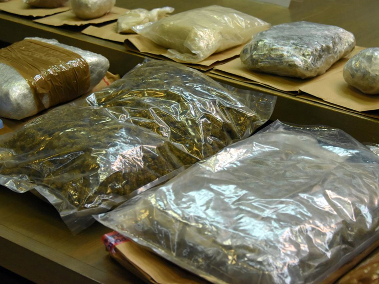 Devetorica mladića dilala velike količine droge u Slavoniji, USKOK objavio detalje