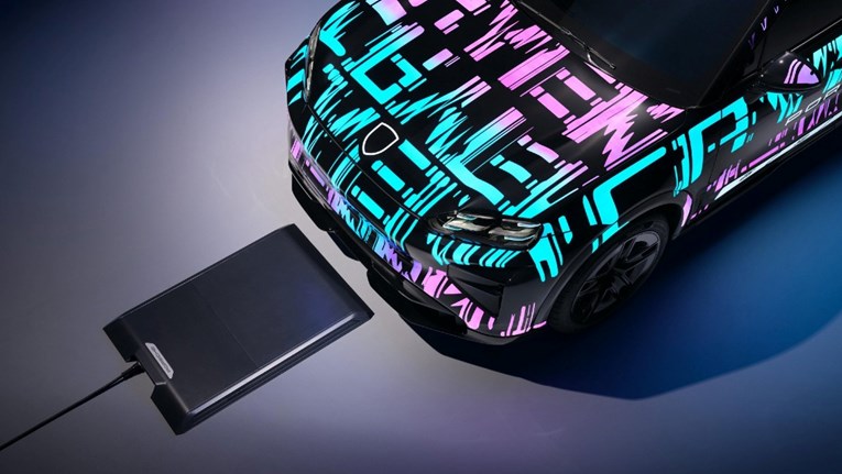 Novi Porsche možete puniti poput mobitela