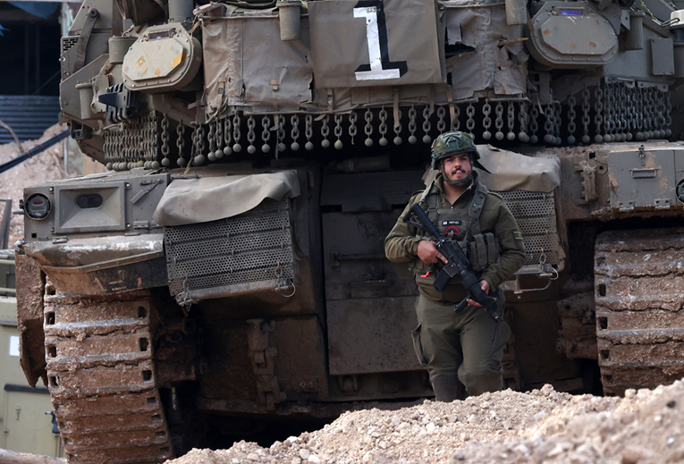 Izrael: Obustavljamo svu kupovinu oružja od Francuske