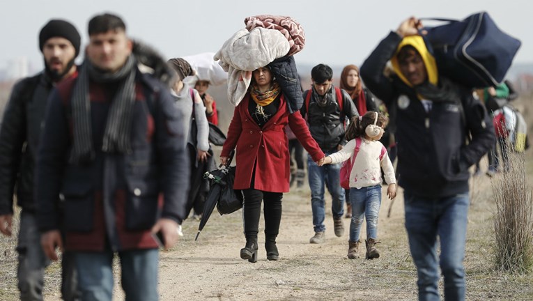 Austrijski ministar: Zaustavit ćemo sve migrante koji pokušaju prijeći granicu