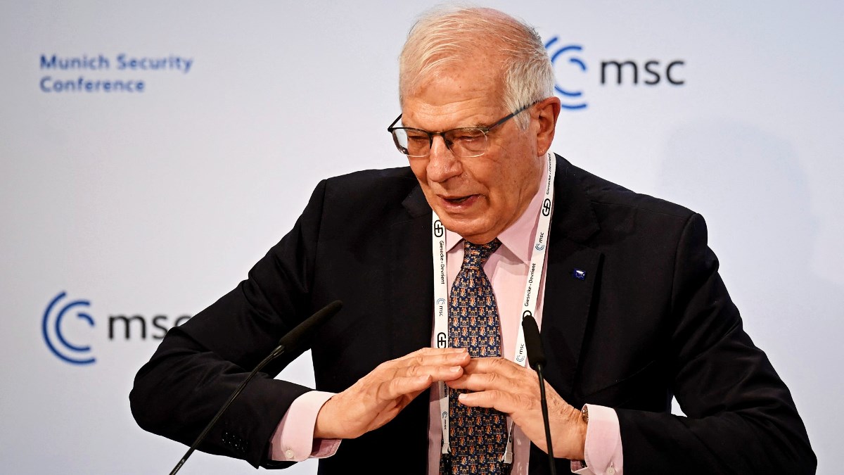 Borrell: EU zasad neće uvesti sankcije Rusiji