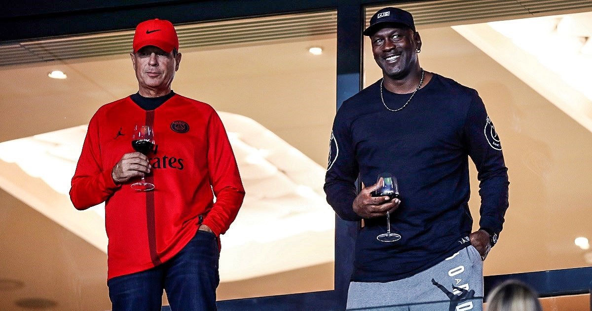 Michael Jordan je u jednom vikendu zaradio 6 milijuna eura od Messijevih dresova