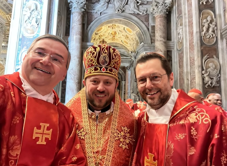 Selfie generacija u Vatikanu: Pet najmlađih kardinala koji sudjeluju u konklavi