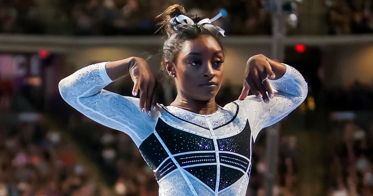 Vratila se Simone Biles