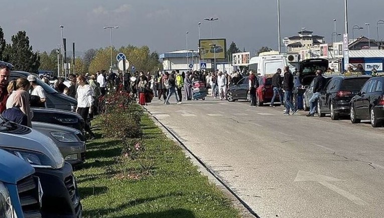 Evakuiran aerodrom u Sarajevu, dojavljeno da je postavljena bomba