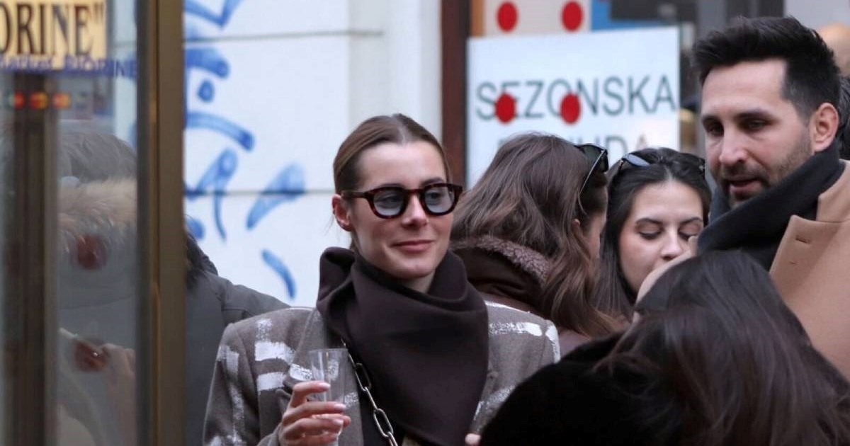 Na Badnjak smo uhvatili Niku Turković s dečkom u centru Zagreba