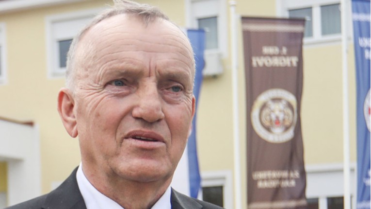 General Krešić: Razmišljam o povlačenju potpisa za pomilovanje Perkovića i Mustača