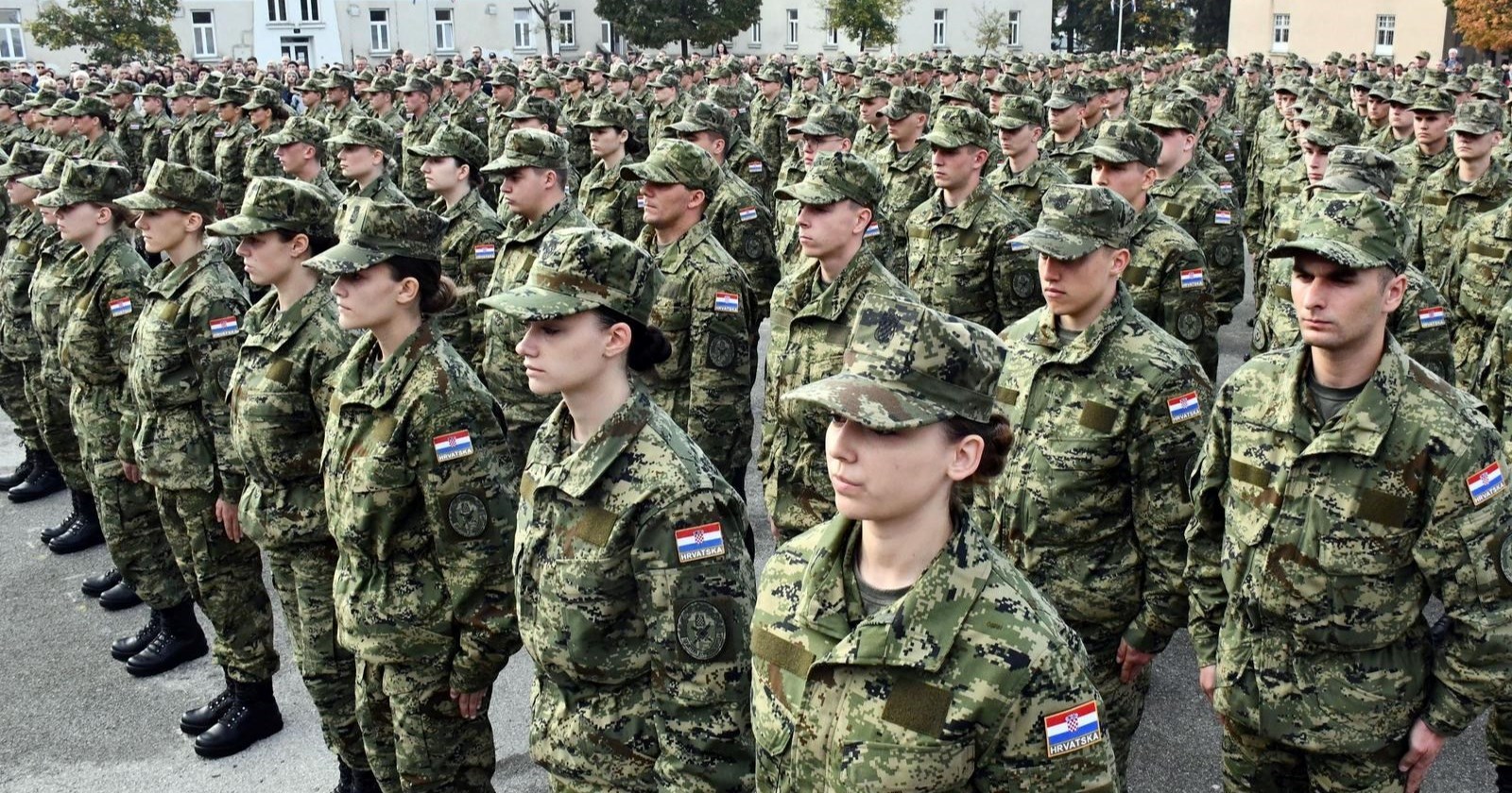 Tri stranke glasale protiv vojnog roka. Benčić: Protiv smo klečanja pred Trumpom